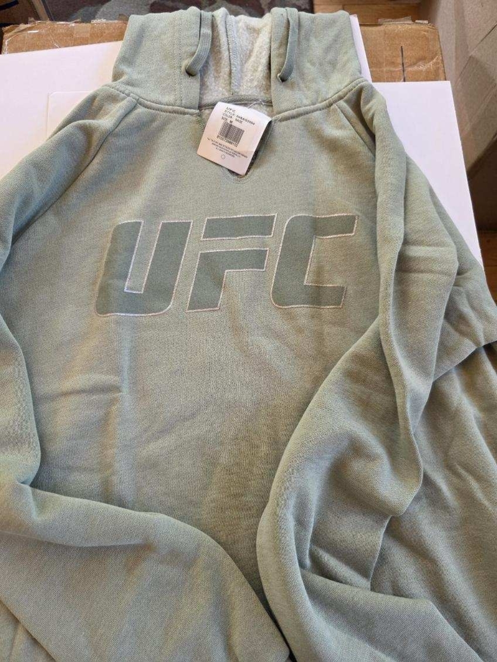 UFC Sage Green Pullover Hoodie Womens Medium Brand New